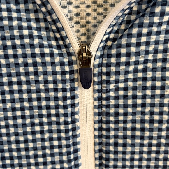 Vineyard Vines Performance lightweight Jacket - Picture 4 of 8